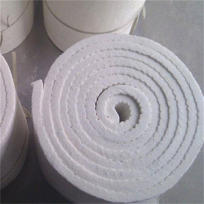 質量密度 64/96/128/160kg/m3 純白色熱隔熱セラミック繊維毛布