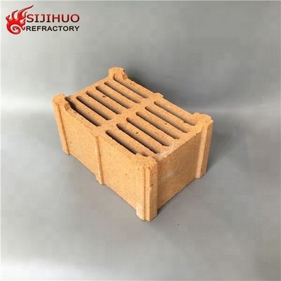 SiC含有量 1.2-1.4% 230x114x65mm 産業用炉用のレチス耐火レンガ